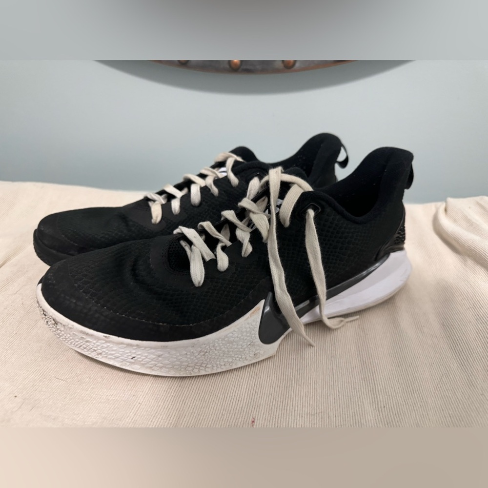 Nike Mamba Focus “11”